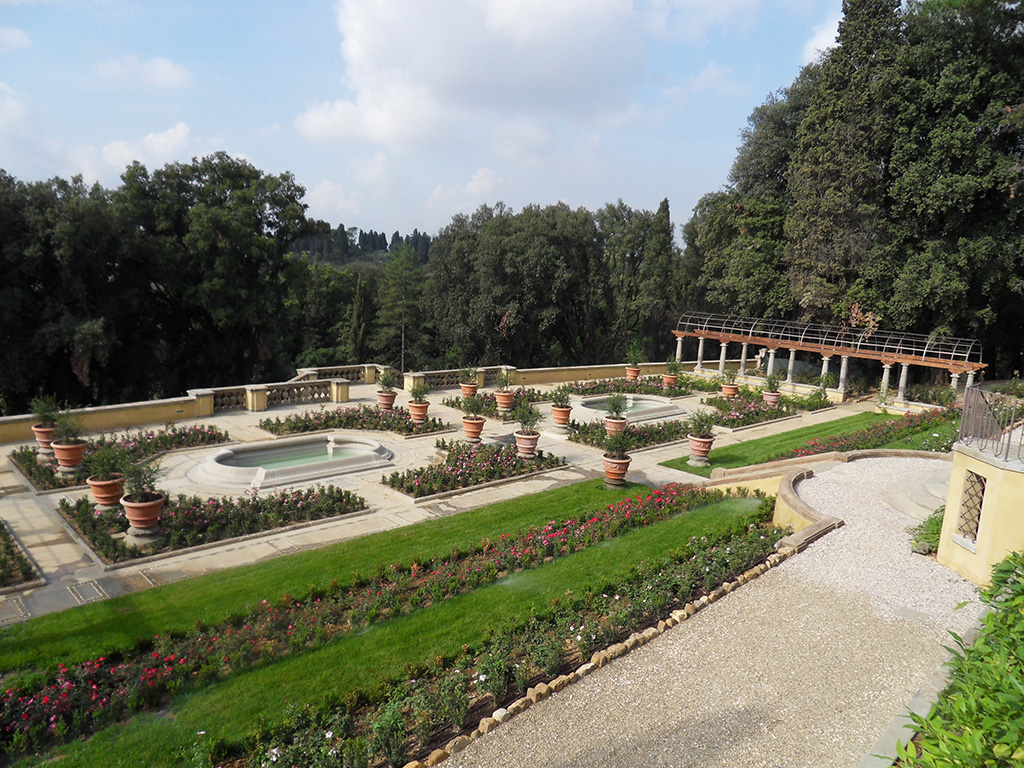 Realizzazione giardini - piantumazione